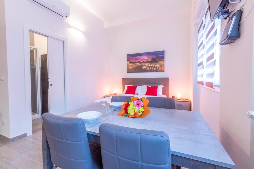 Ferienwohnung Realkasa Azzarita Flat Bologna Exterior foto